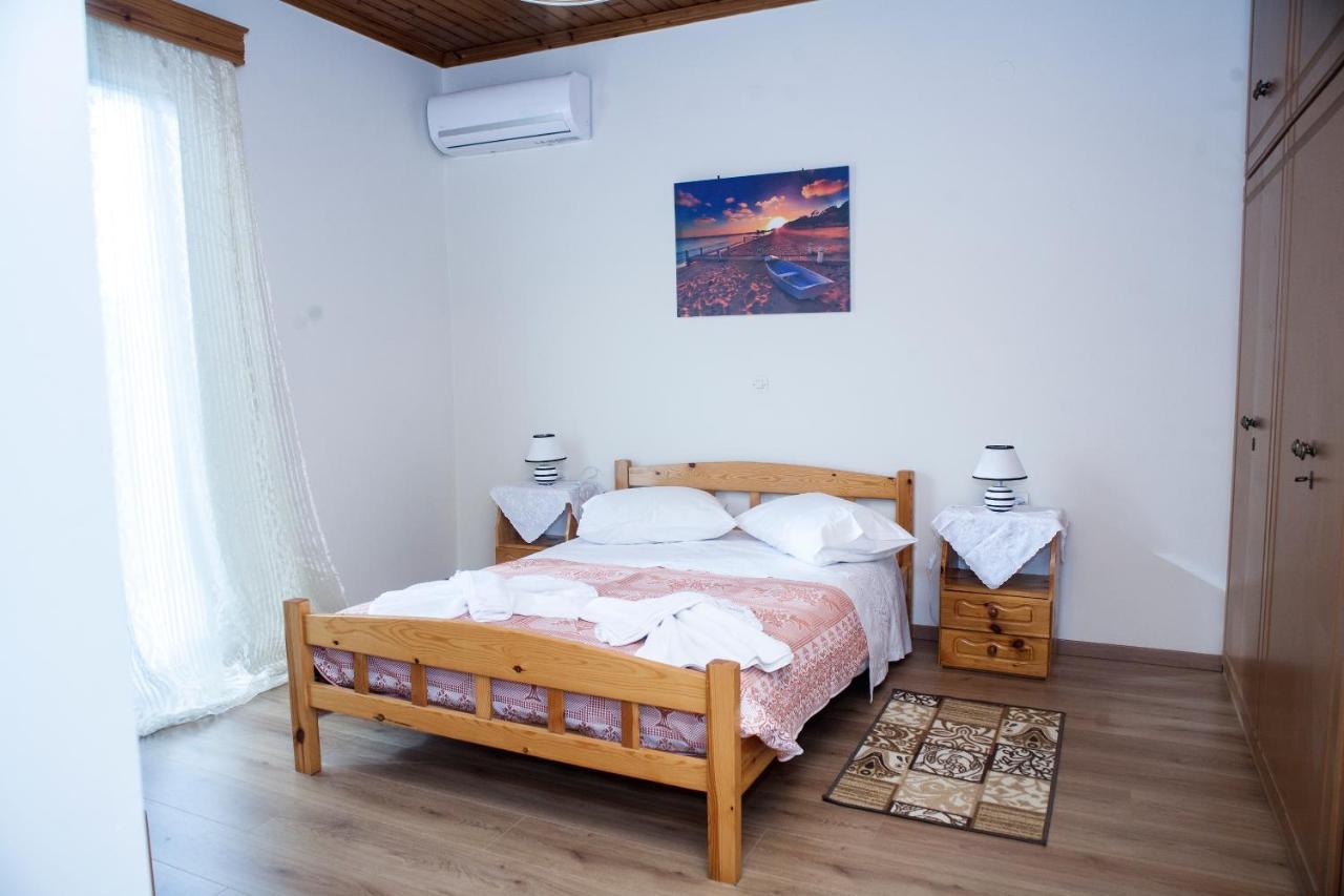 Casa Serena Asprogerakata ภายนอก รูปภาพ