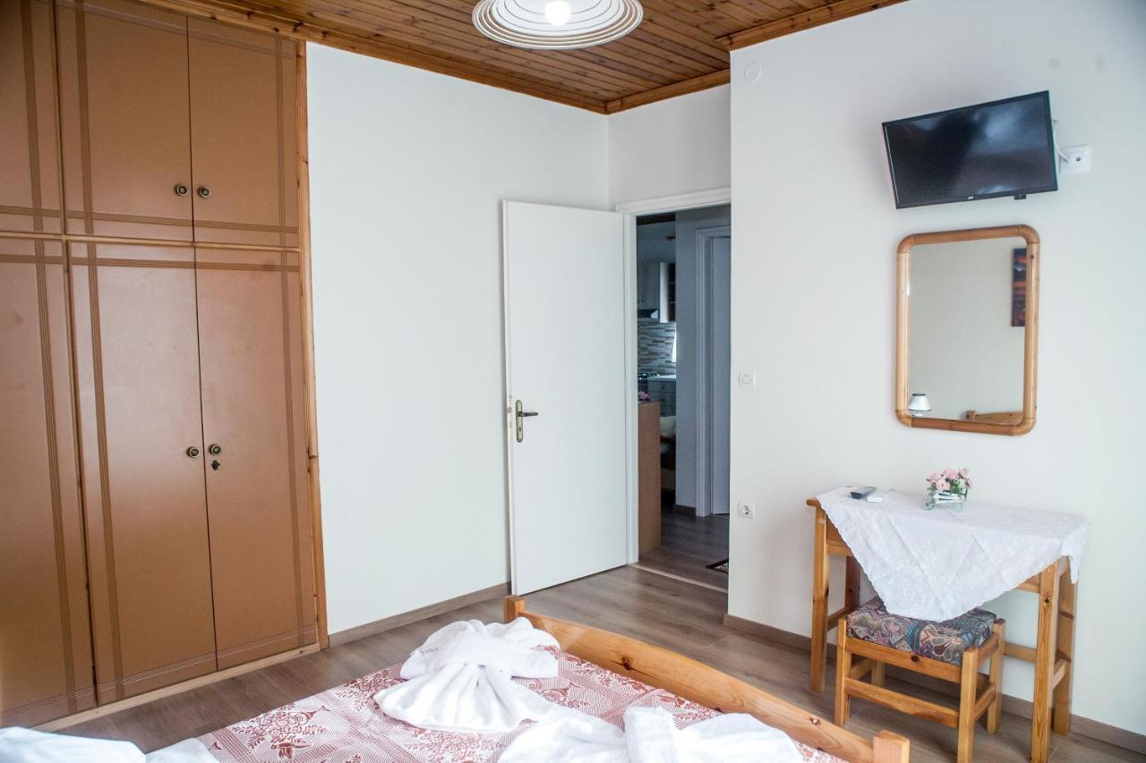Casa Serena Asprogerakata ภายนอก รูปภาพ
