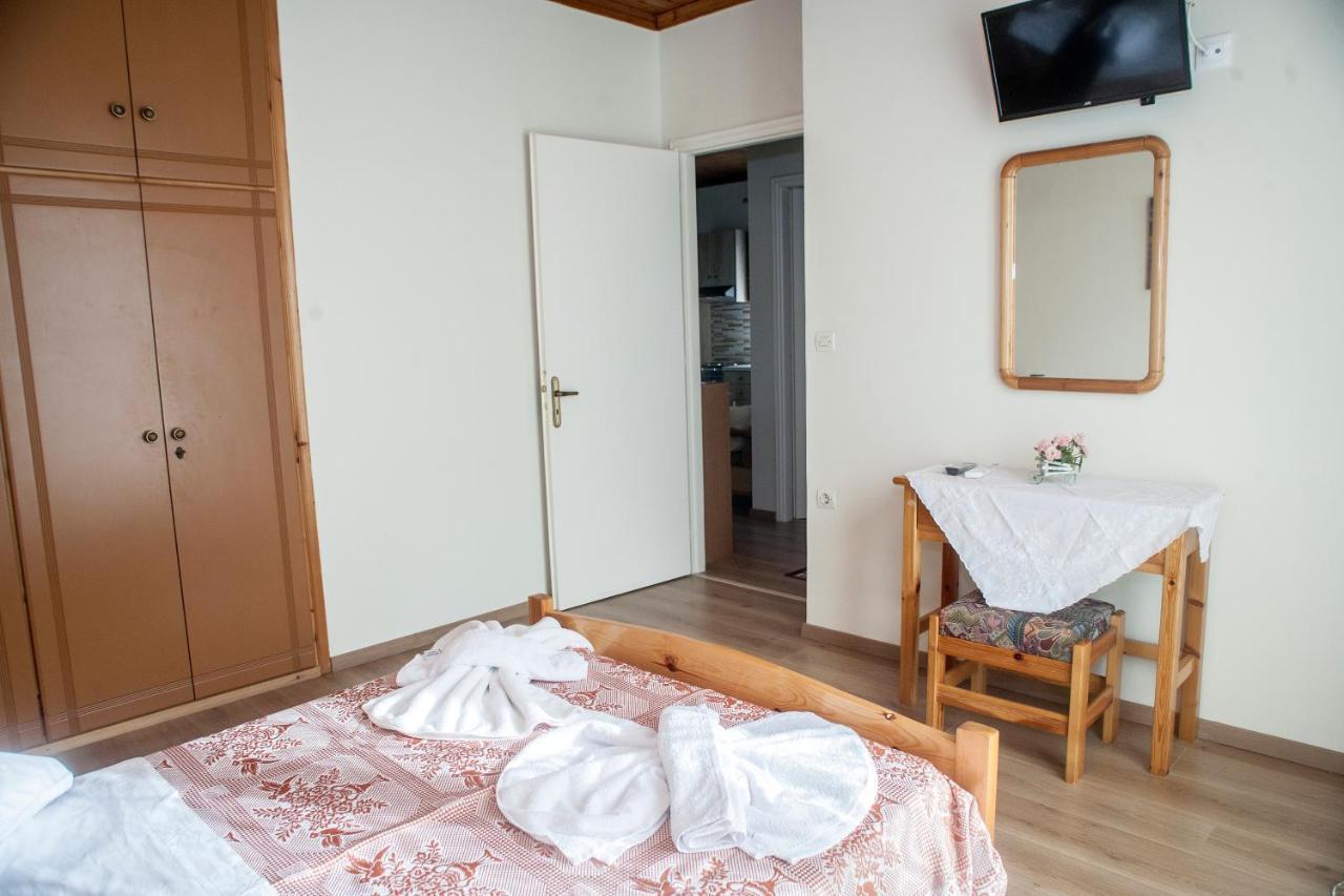 Casa Serena Asprogerakata ภายนอก รูปภาพ